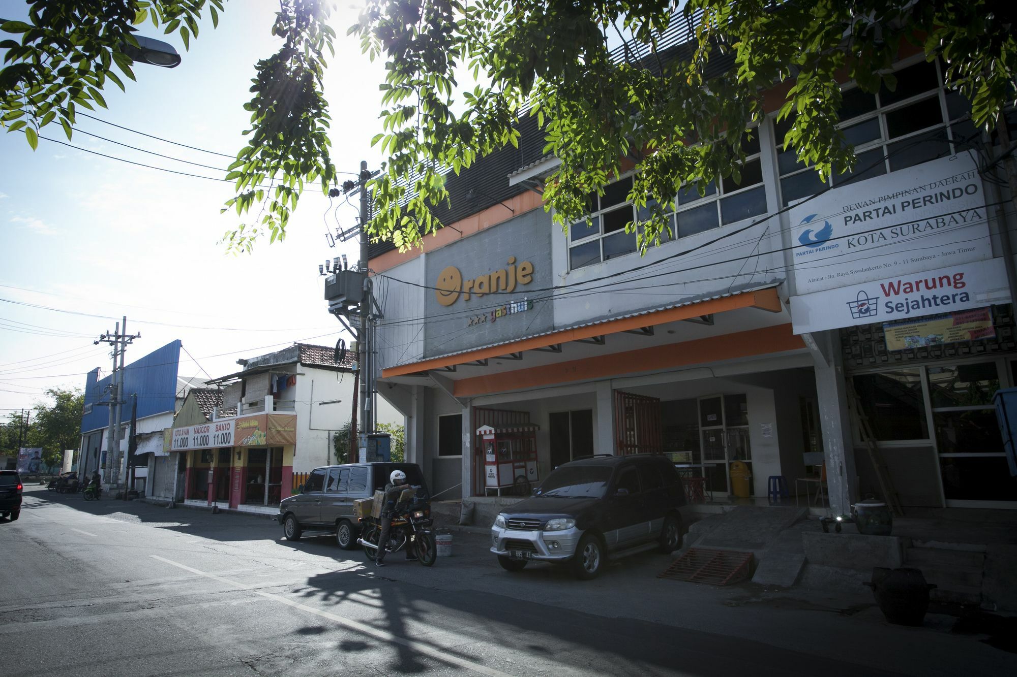 Reddoorz At Siwalankerto Surabaya Hotel Exterior foto
